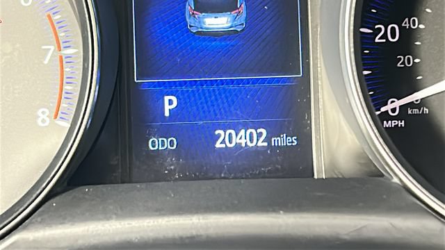 Used 2018 Toyota C-HR XLE FWD image 18