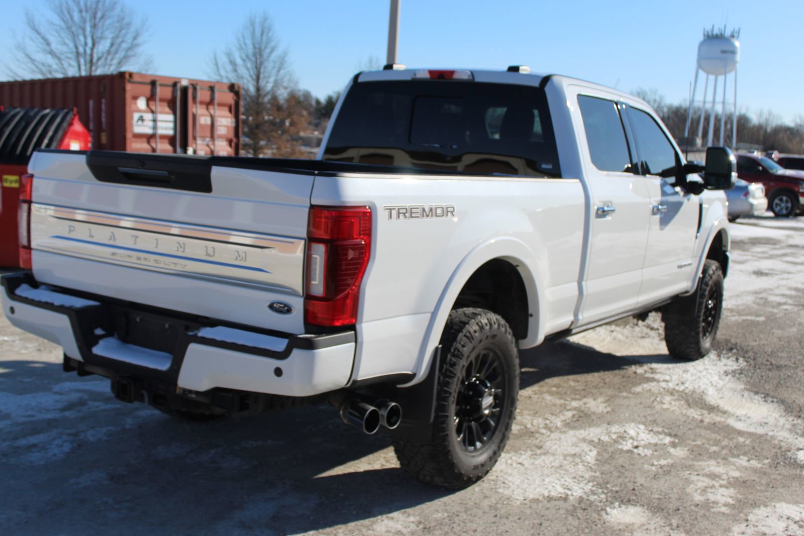 Used 2022 Ford F250 Platinum w/ Tremor Off-Road Package image 6