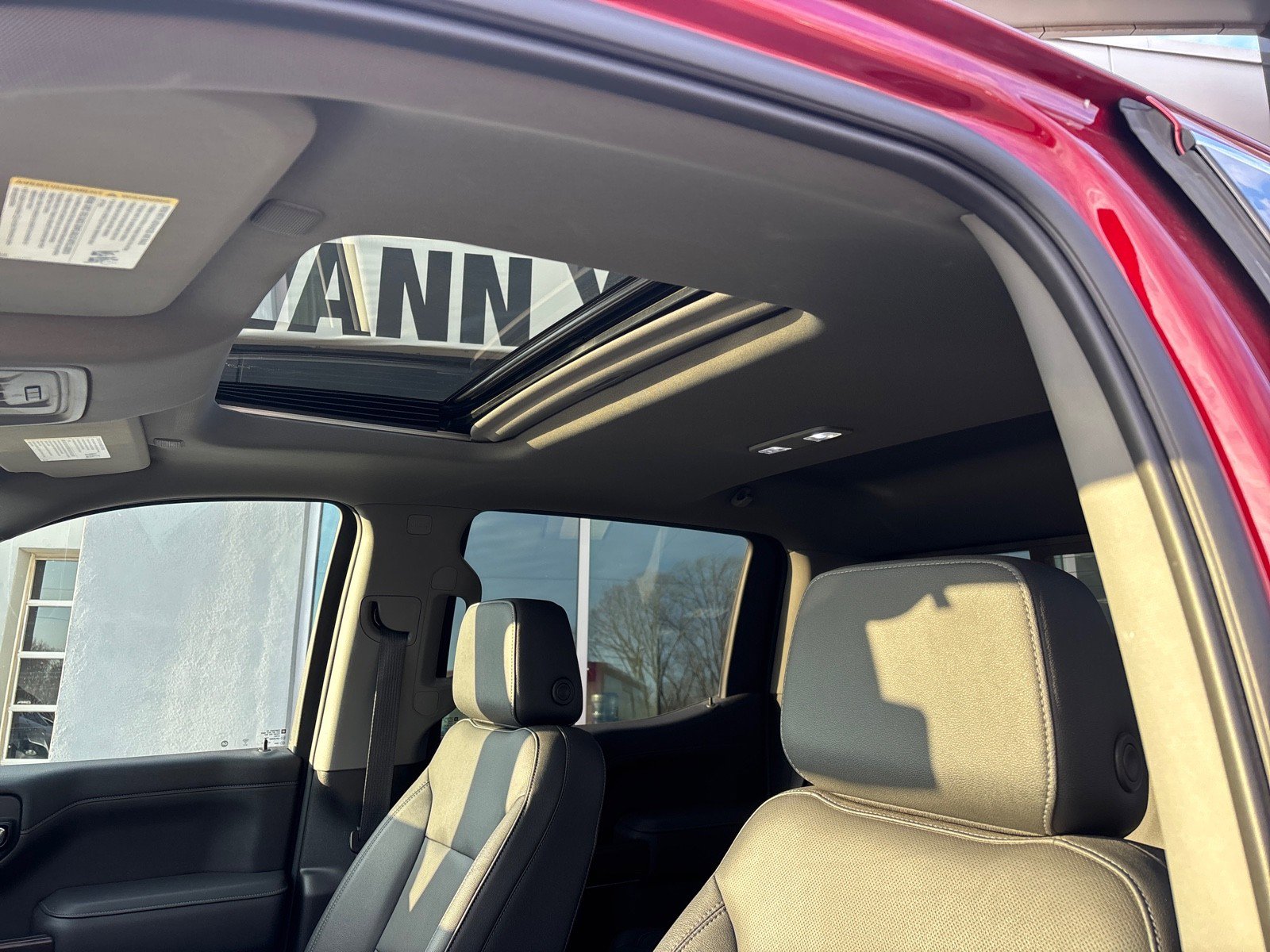 Used 2021 GMC Sierra 1500 SLT w/ SLT Premium Plus Package image 9