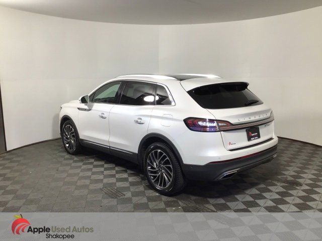 Used 2019 Lincoln Nautilus Reserve image 4