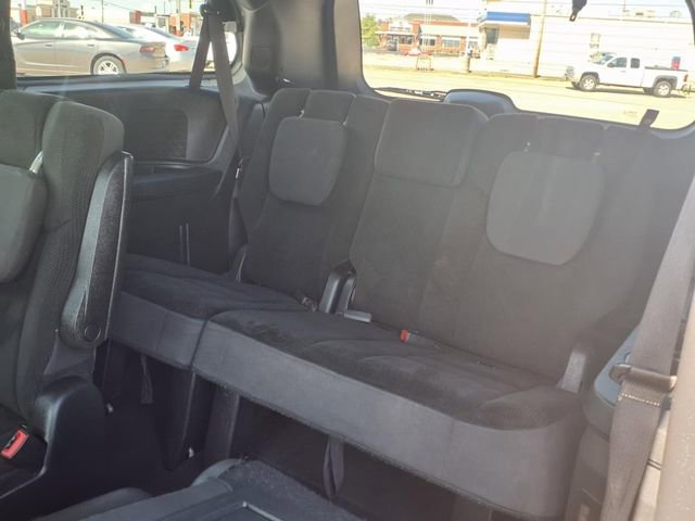 Used 2019 Dodge Grand Caravan SE image 19