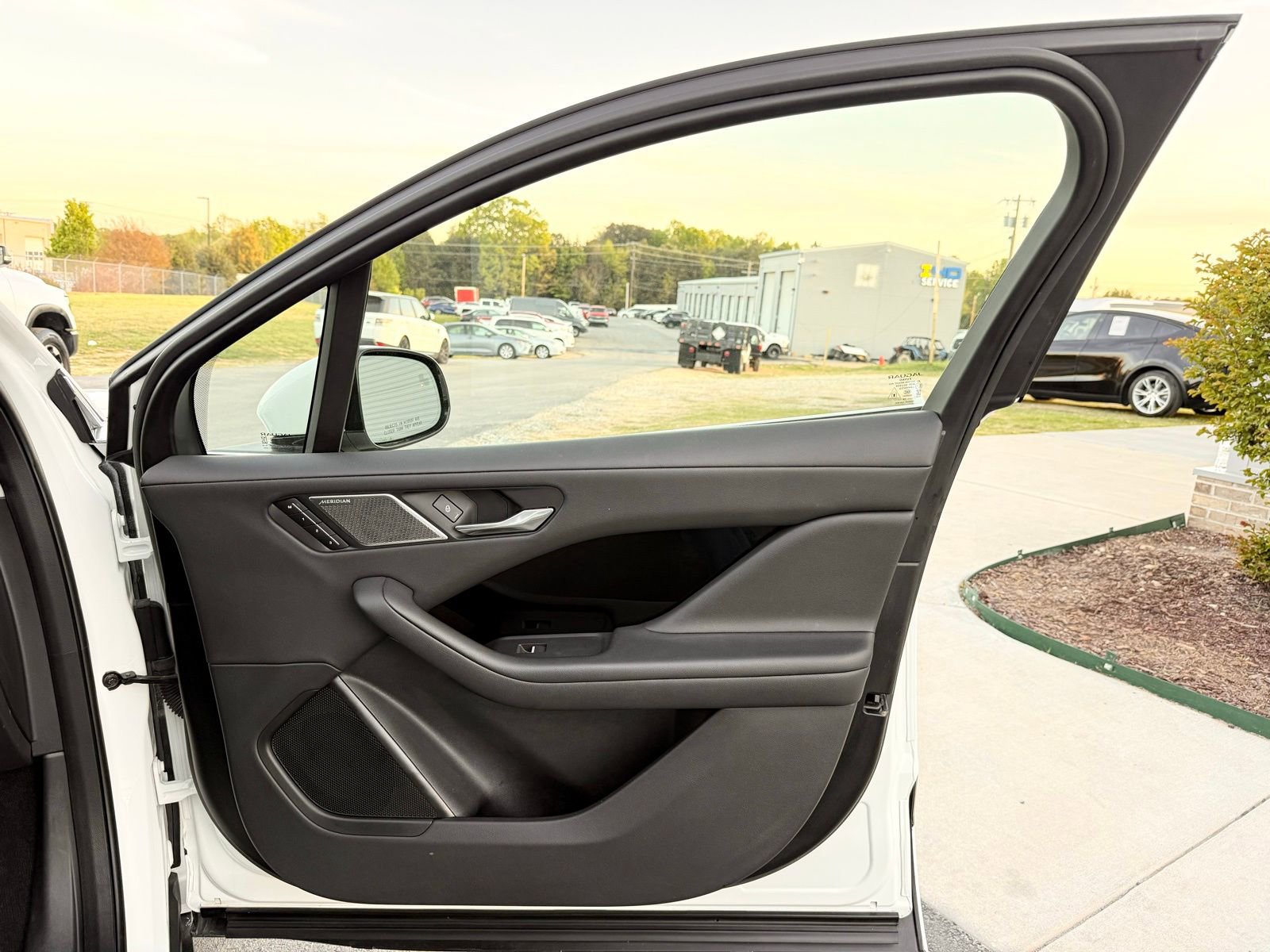 Used 2020 Jaguar I-PACE S image 42