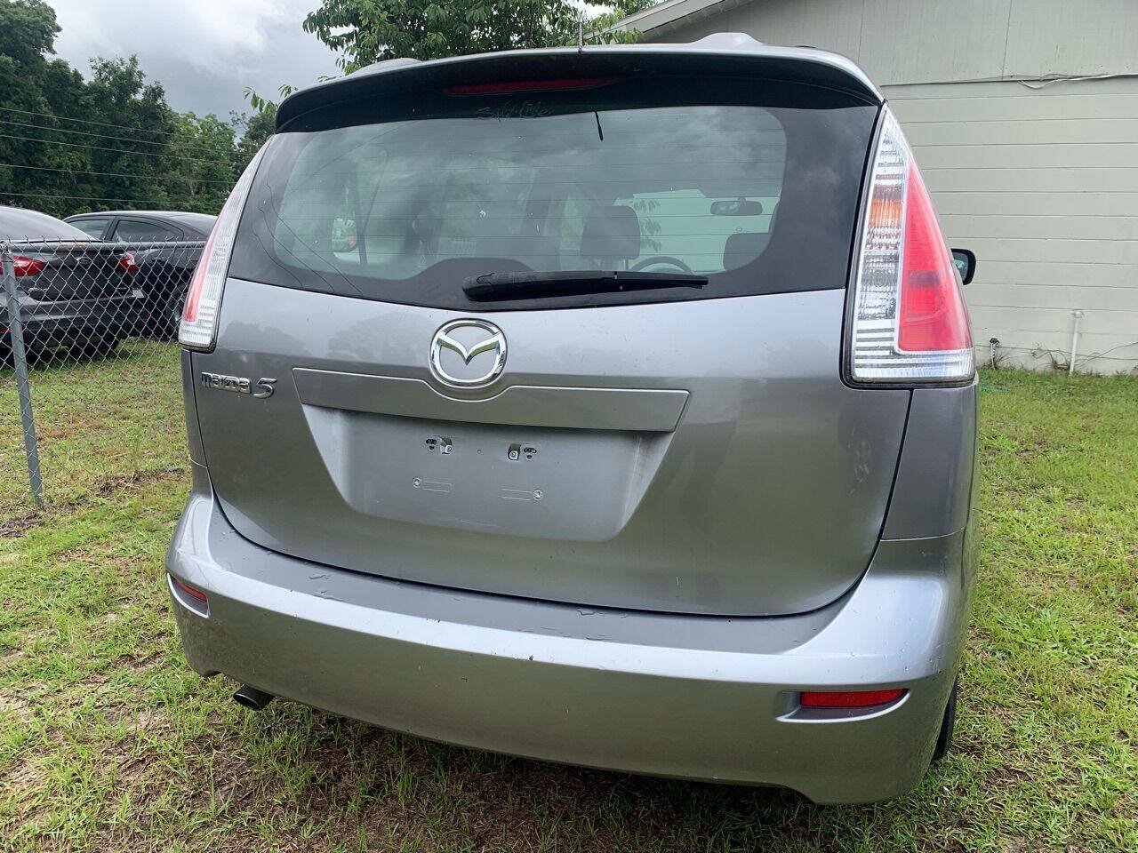 Used 2010 MAZDA MAZDA5 Sport w/ Popular Equipment Pkg FWD image 5