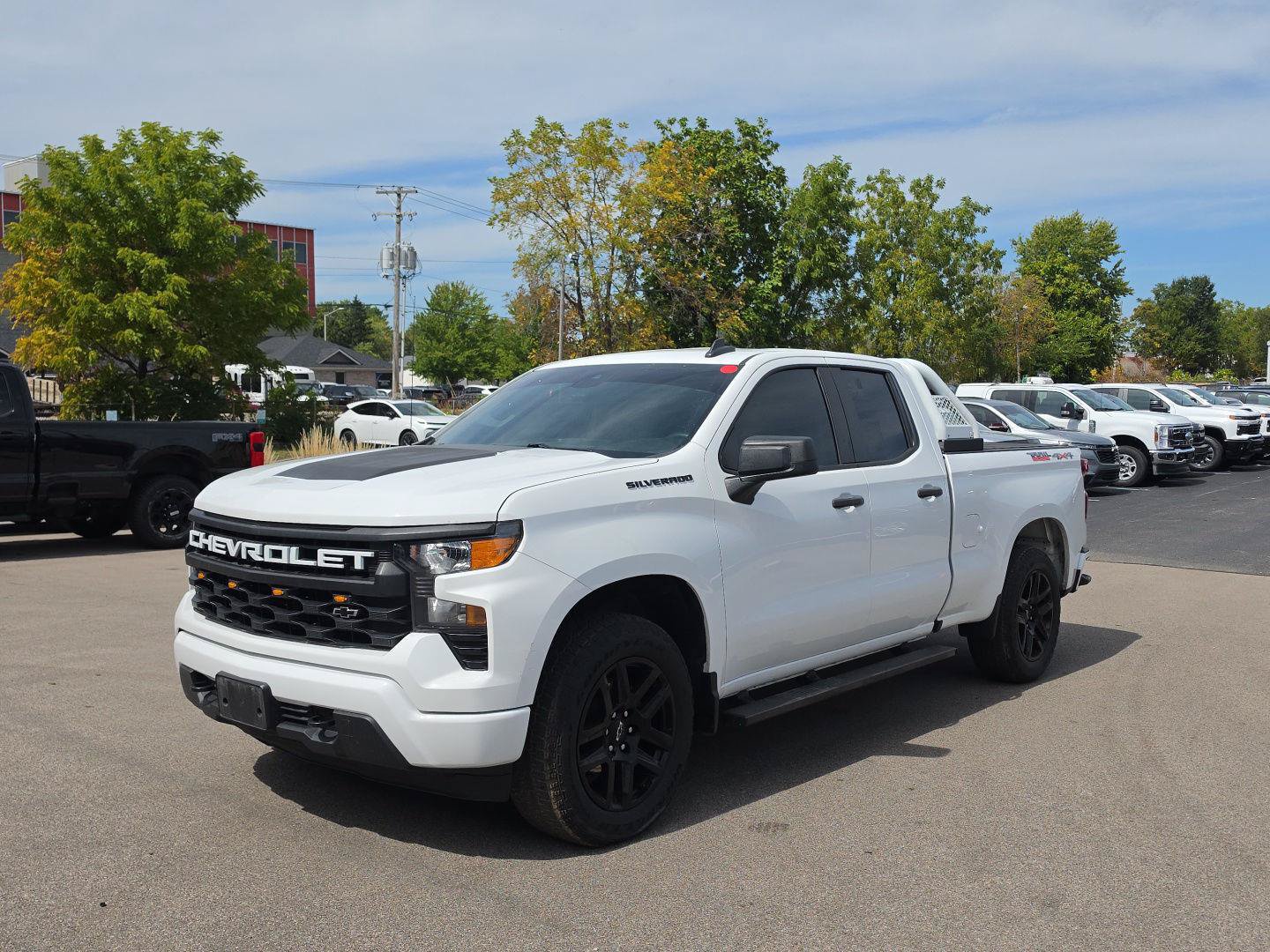 Used 2023 Chevrolet Silverado 1500 Custom w/ LPO, Dark Essentials Package AWD/4WD image 7