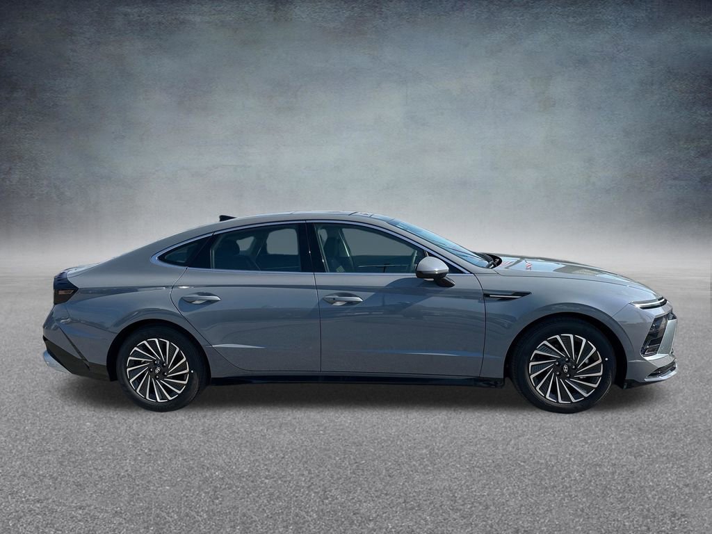 New 2026 Hyundai Sonata SEL FWD image 31