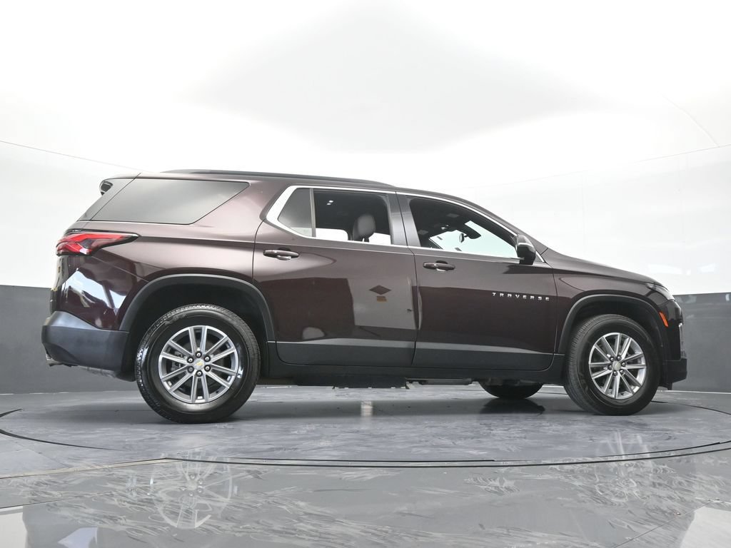 Used 2022 Chevrolet Traverse LT w/ LPO, Floor Liner Package FWD image 66