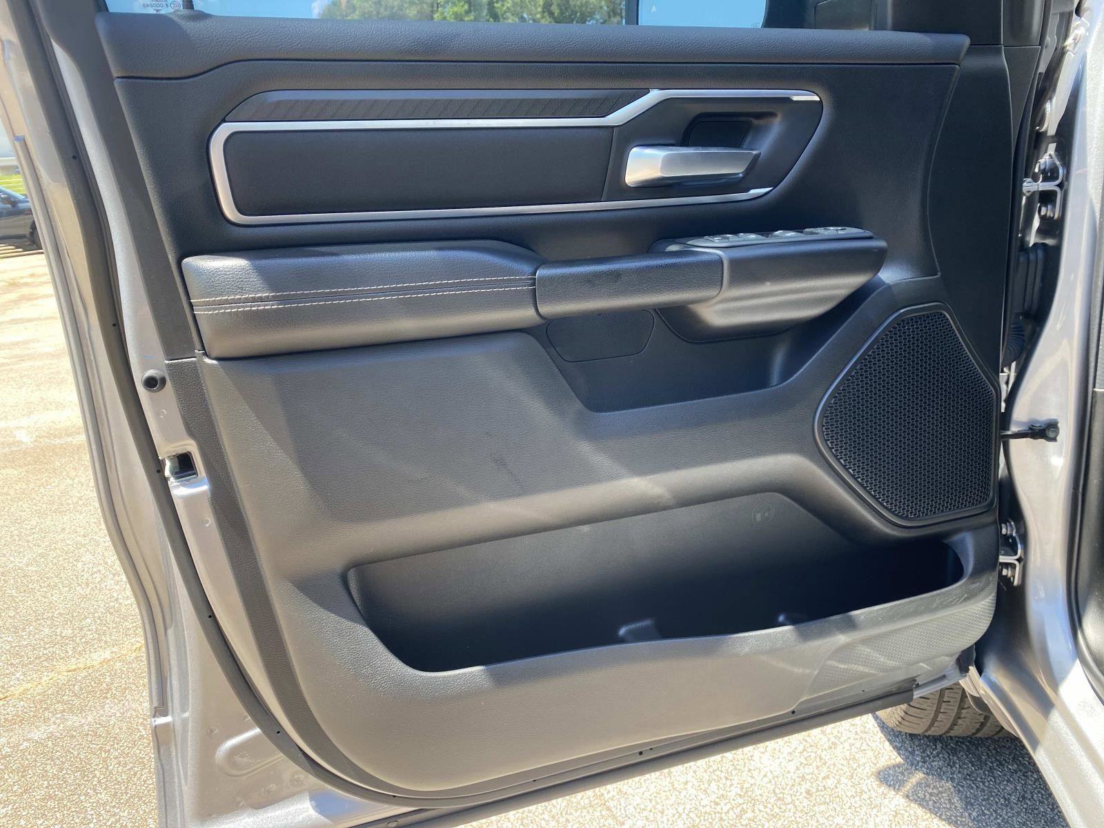 Used 2025 RAM 1500 Big Horn AWD/4WD image 22