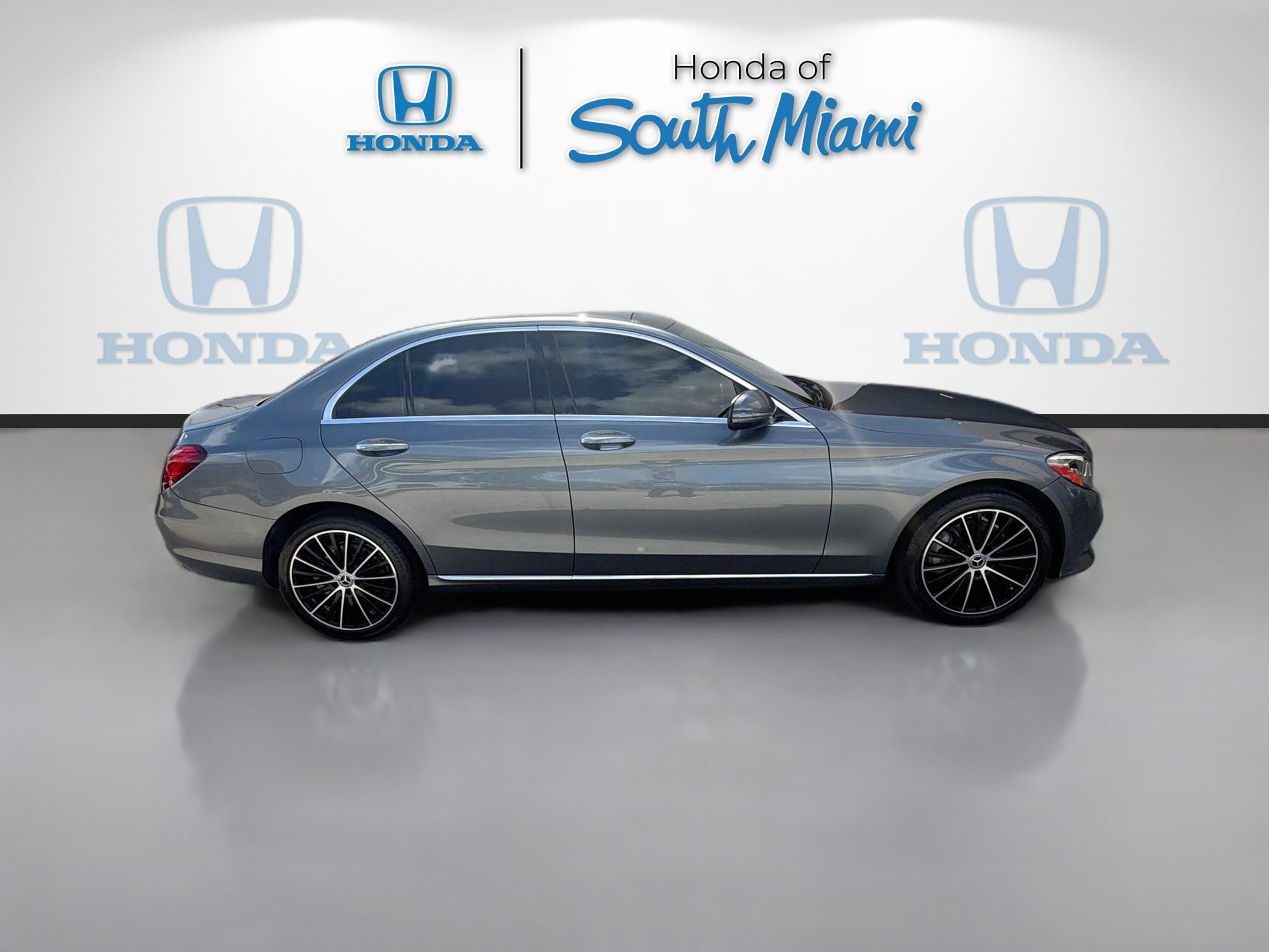 Used 2019 Mercedes-Benz C 300 4MATIC Sedan image 8