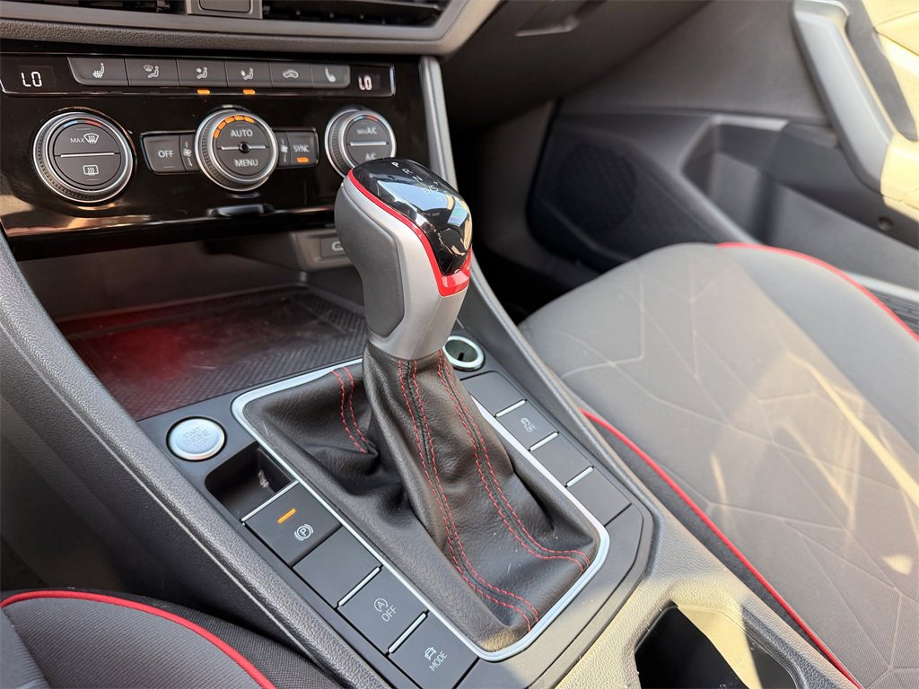 Certified 2024 Volkswagen Jetta GLI 40th Anniversary Edition image 21