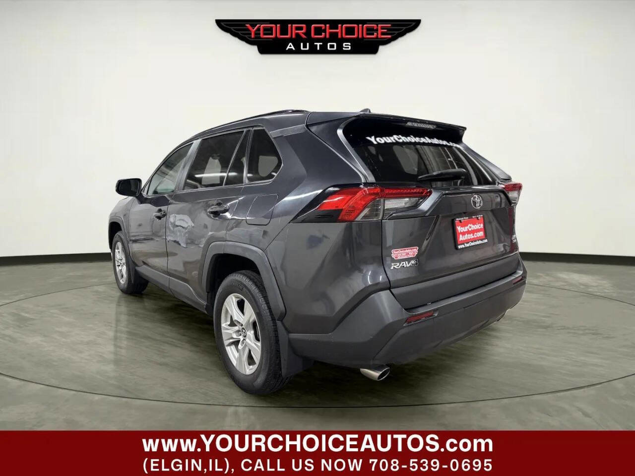 Used 2021 Toyota RAV4 XLE image 3