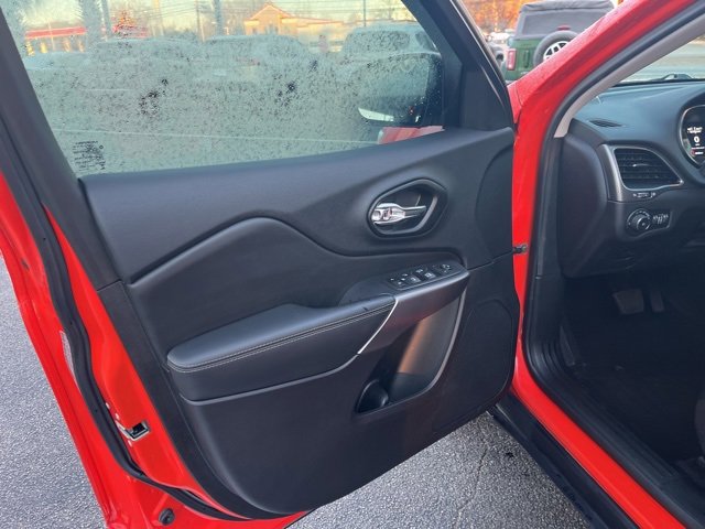 Used 2021 Jeep Cherokee Latitude Lux image 5