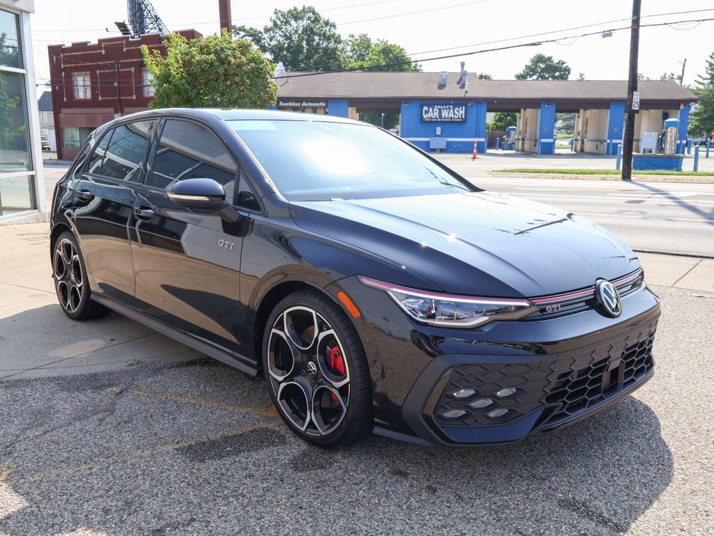 Certified 2025 Volkswagen GTI Autobahn FWD image 7