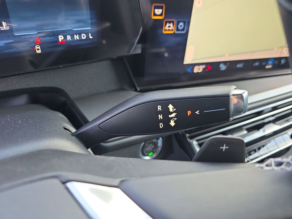 New 2026 Chevrolet Traverse LT w/ LPO, Floor Liner Package image 23