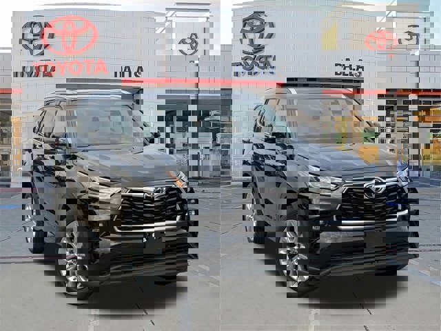 Used 2022 Toyota Highlander Limited