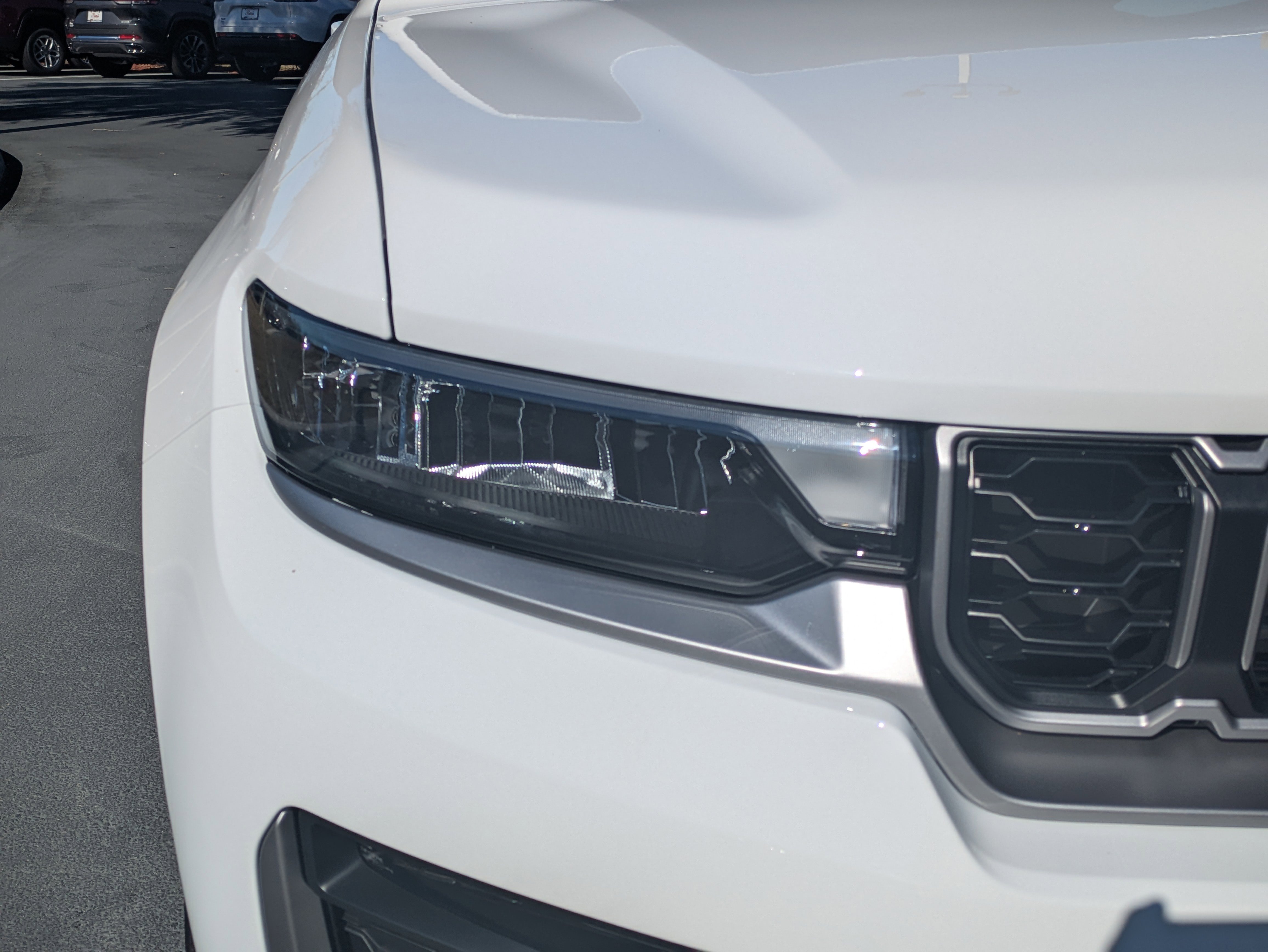 New 2026 Jeep Grand Cherokee Limited w/ Luxury Tech Group II image 10