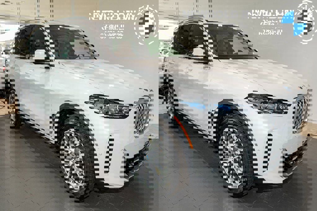 New 2026 BMW X5 xDrive50e w/ Premium Package video 1