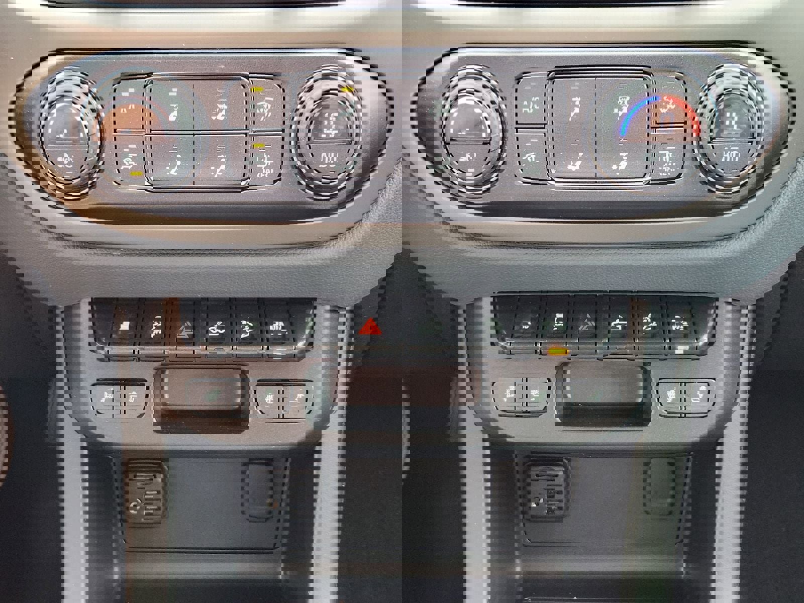 Used 2021 Chevrolet Colorado Z71 image 28