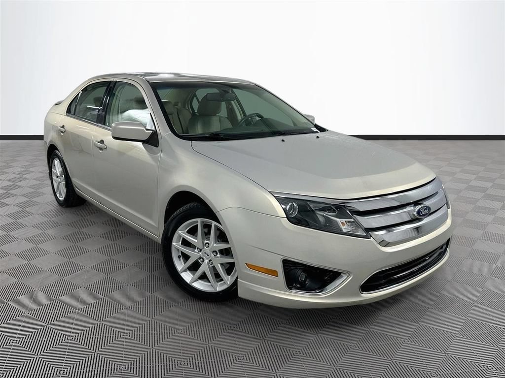 Used 2010 Ford Fusion SEL FWD image 1