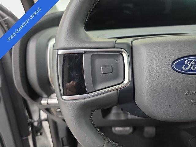 Used 2026 Ford Expedition Active AWD/4WD image 17