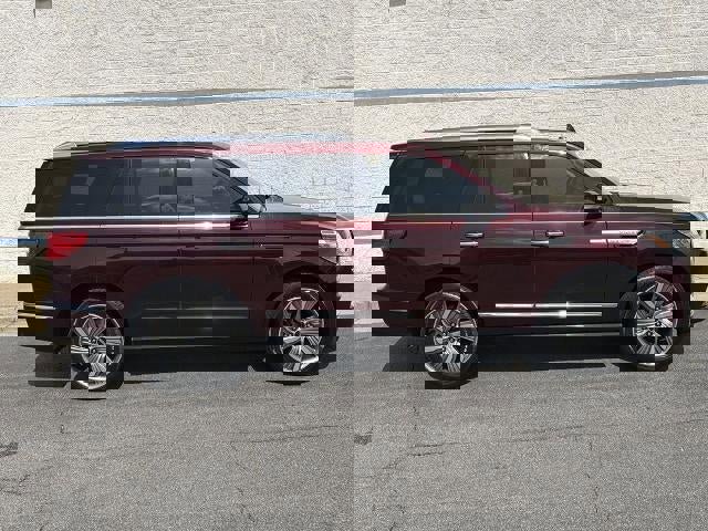 Used 2018 Lincoln Navigator Select w/ Technology Package image 8