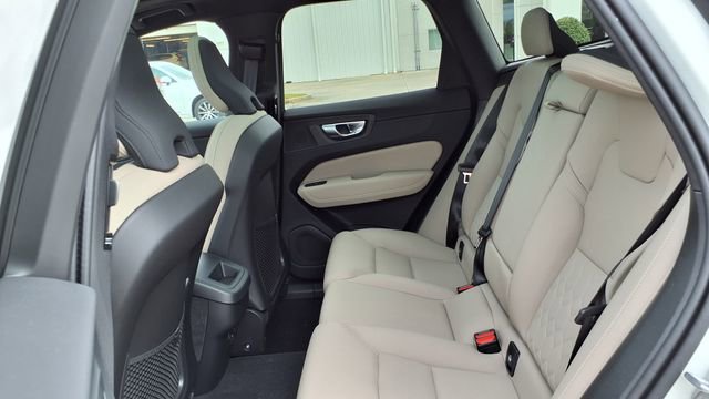 New 2026 Volvo XC60 B5 Core image 15