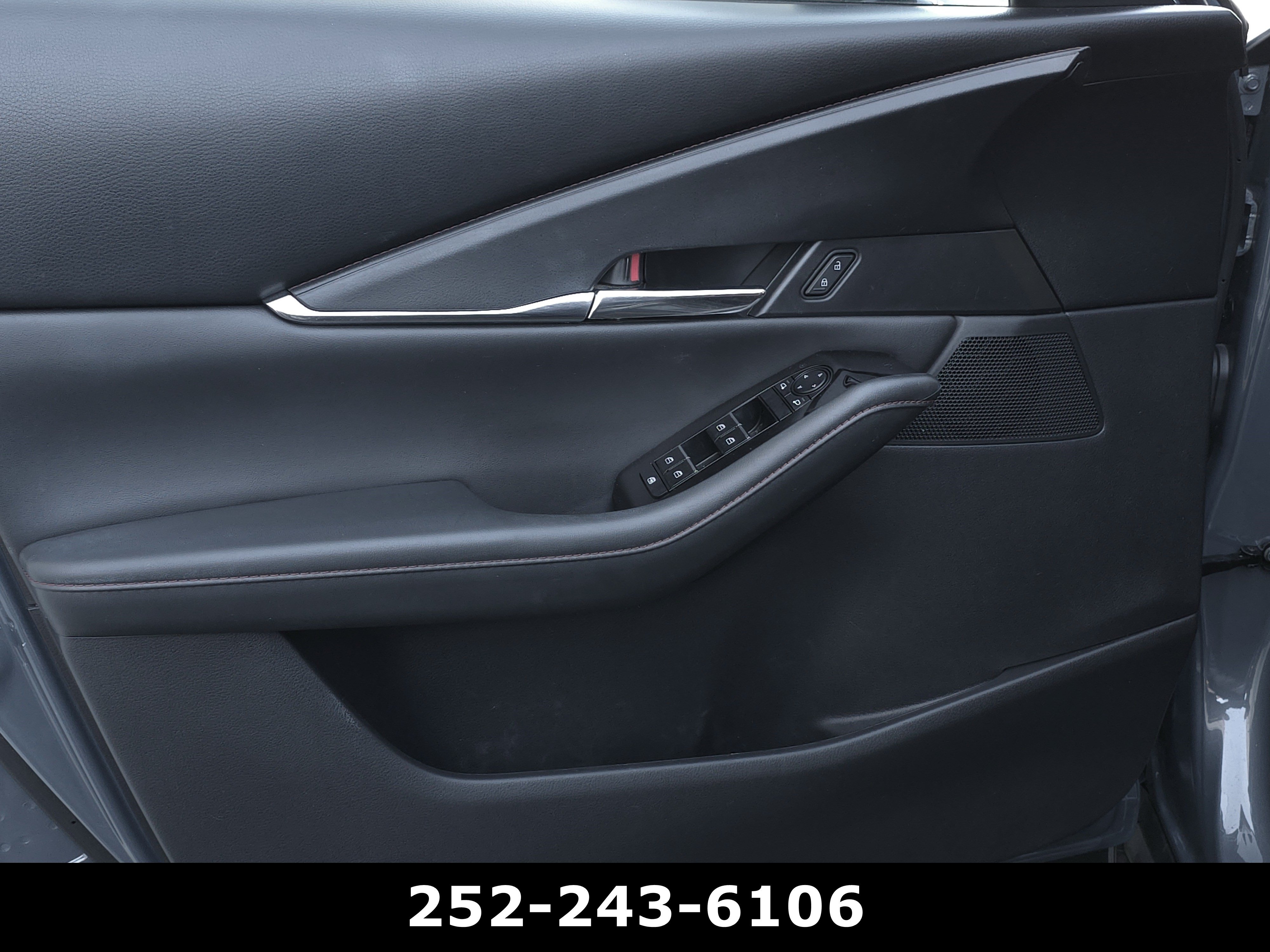 Used 2024 MAZDA CX-30 AWD 2.5 S w/ Preferred Package image 26