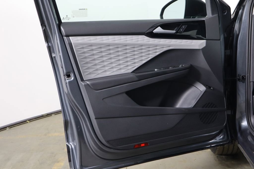 Used 2022 Volkswagen Taos S image 20