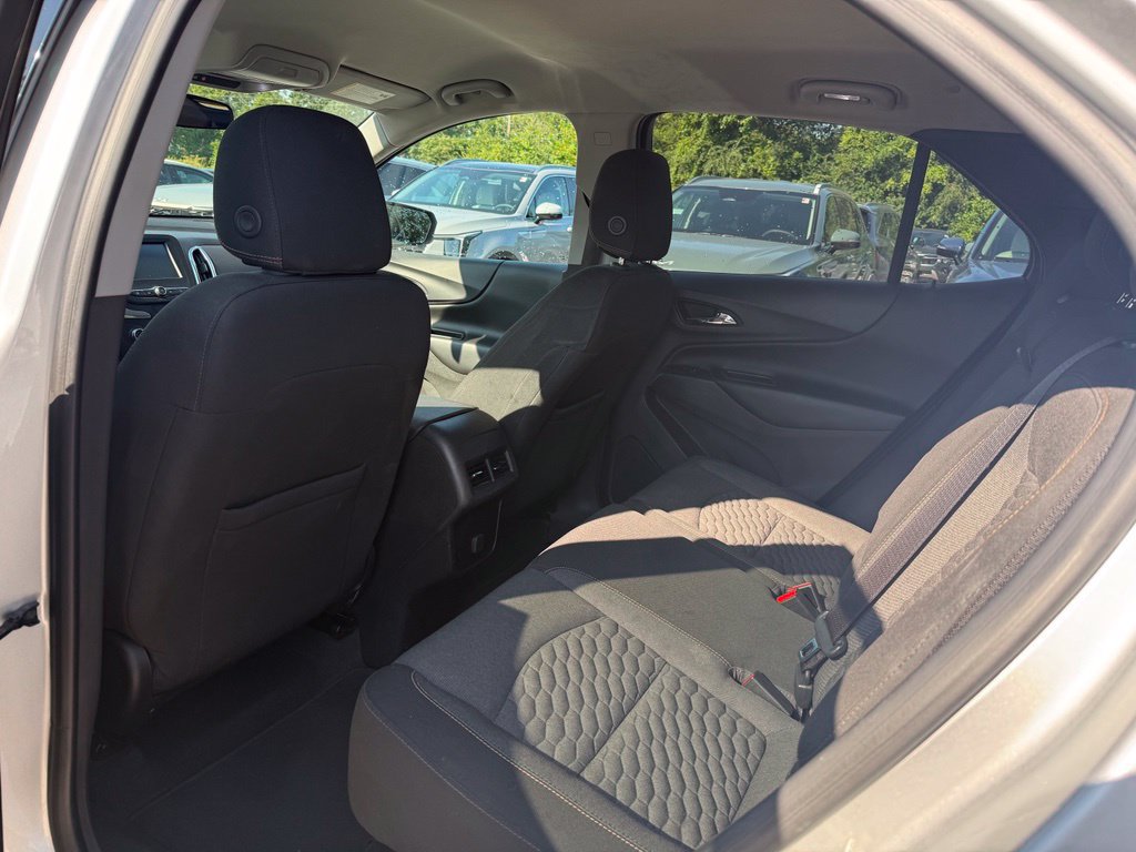 Used 2018 Chevrolet Equinox LT AWD/4WD image 11