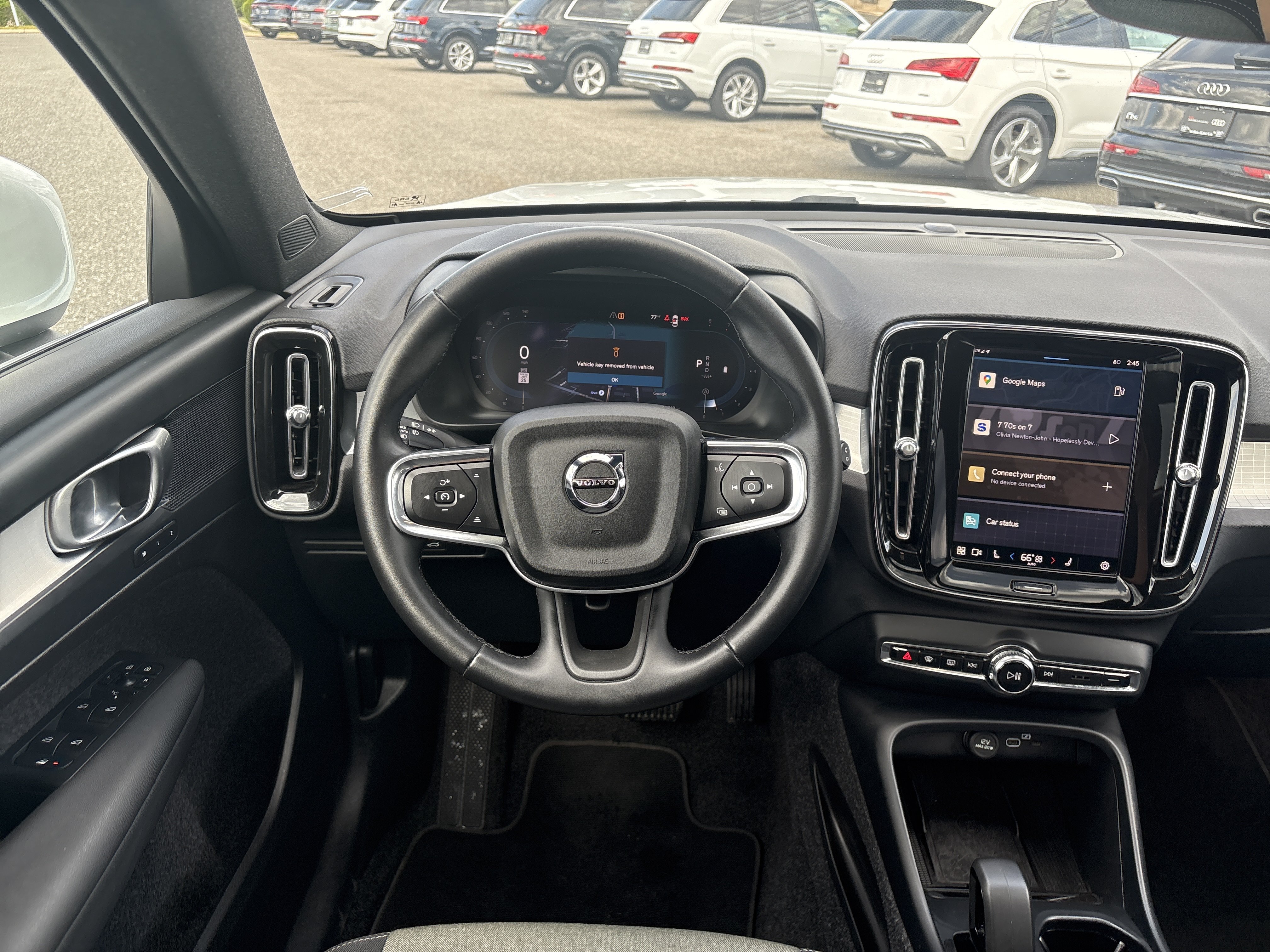Certified 2025 Volvo XC40 B5 Core AWD/4WD image 7