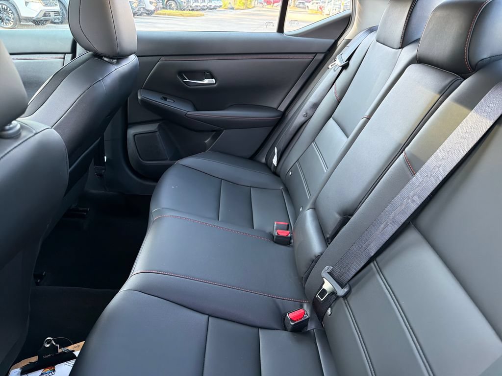 Certified 2024 Nissan Sentra SR w/ SR Premium Package FWD image 33