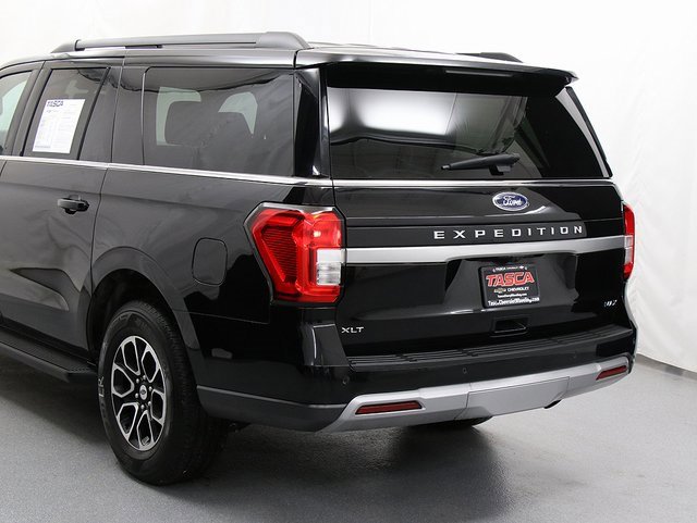 Used 2024 Ford Expedition Max XLT image 7