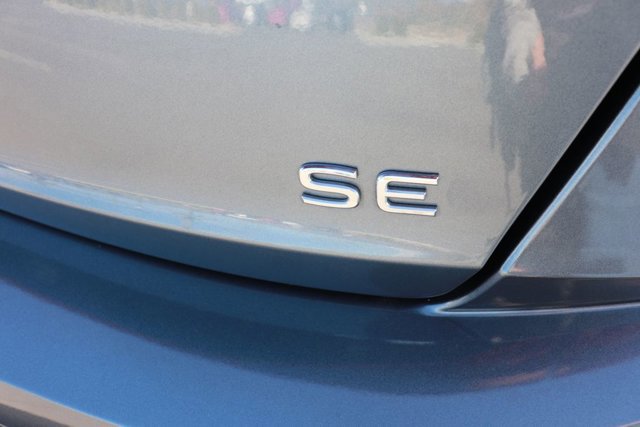 Used 2025 Volkswagen Jetta SE image 6