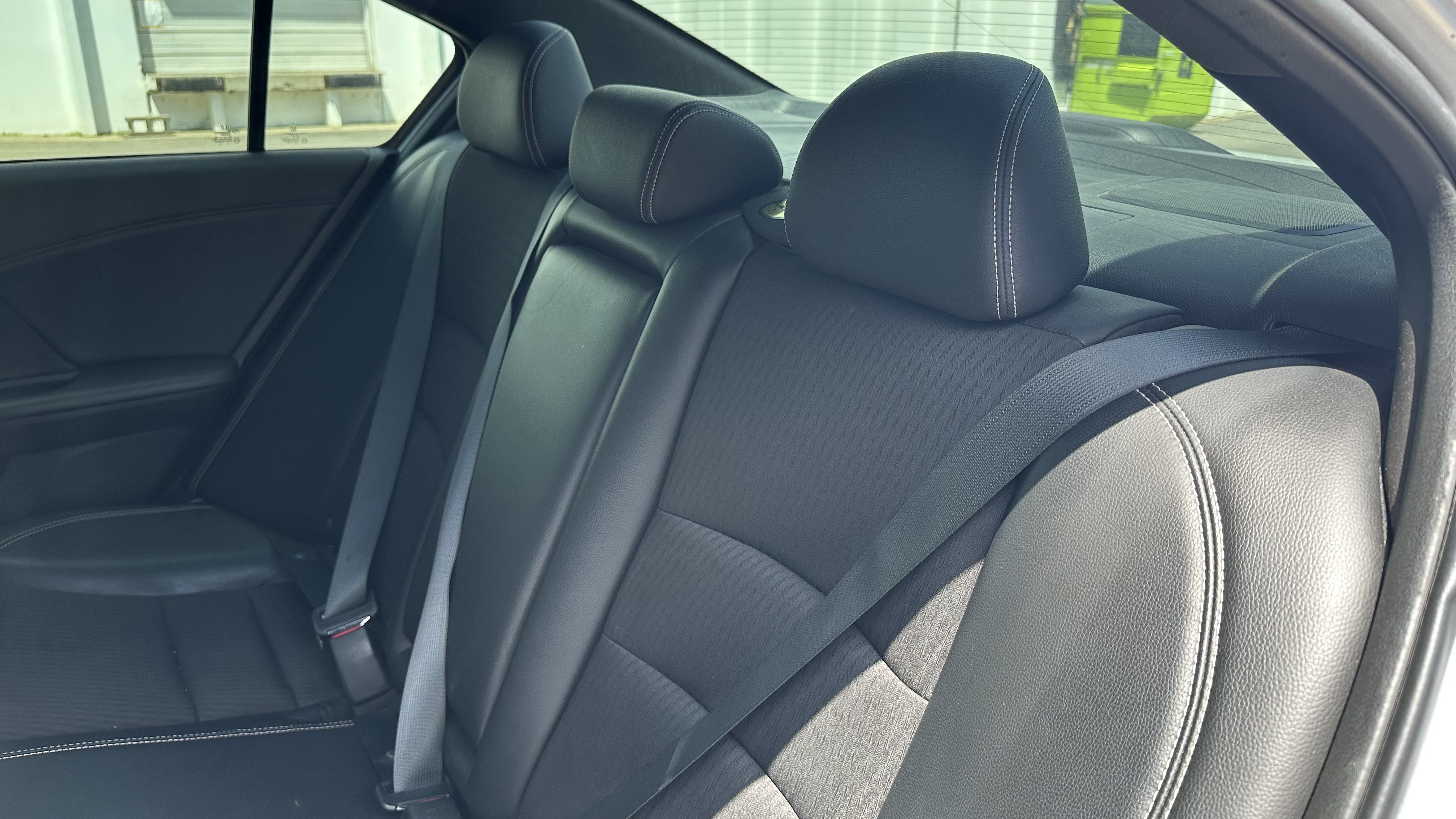 Used 2017 Honda Accord Sport image 32