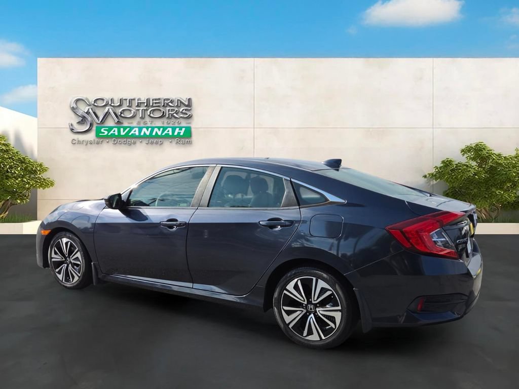 Used 2018 Honda Civic EX-T image 3