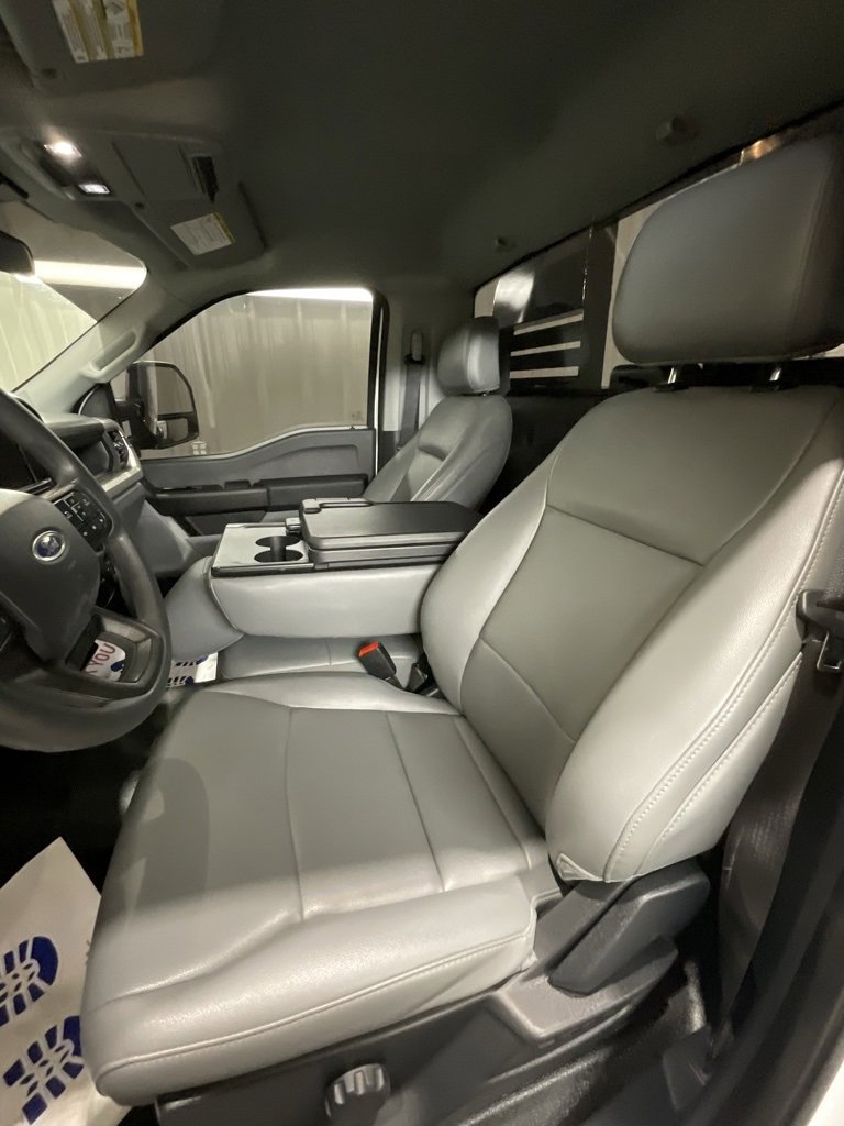 Used 2024 Ford F350 XL w/ Snow Plow Prep Package image 10