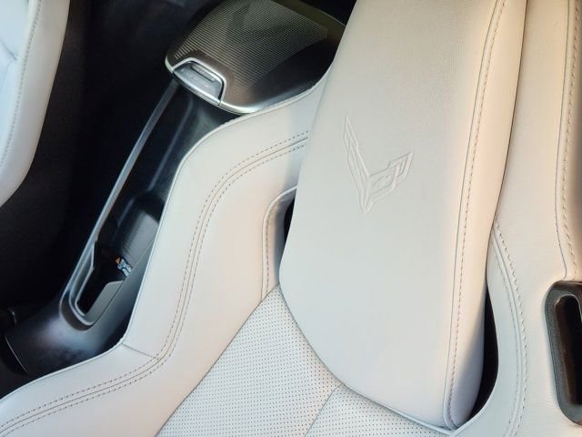 Used 2024 Chevrolet Corvette Stingray Preferred Conv w/ 2LT image 19