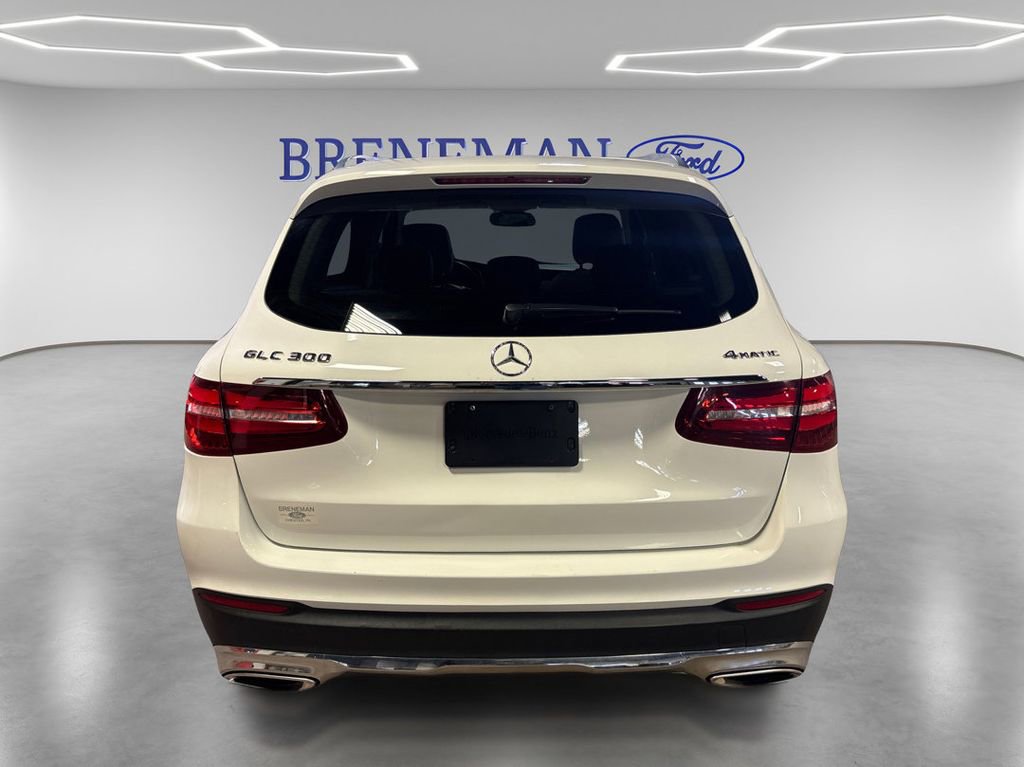 Used 2019 Mercedes-Benz GLC 300 4MATIC image 6