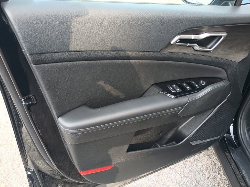 Used 2023 Kia Sportage X-Line w/ X-Line Premium Package image 11