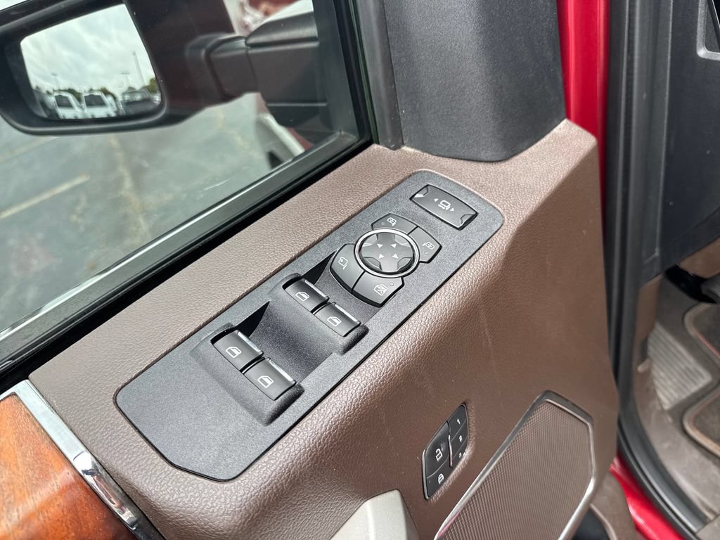 Used 2019 Ford F250 King Ranch w/ King Ranch Ultimate Package AWD/4WD image 11