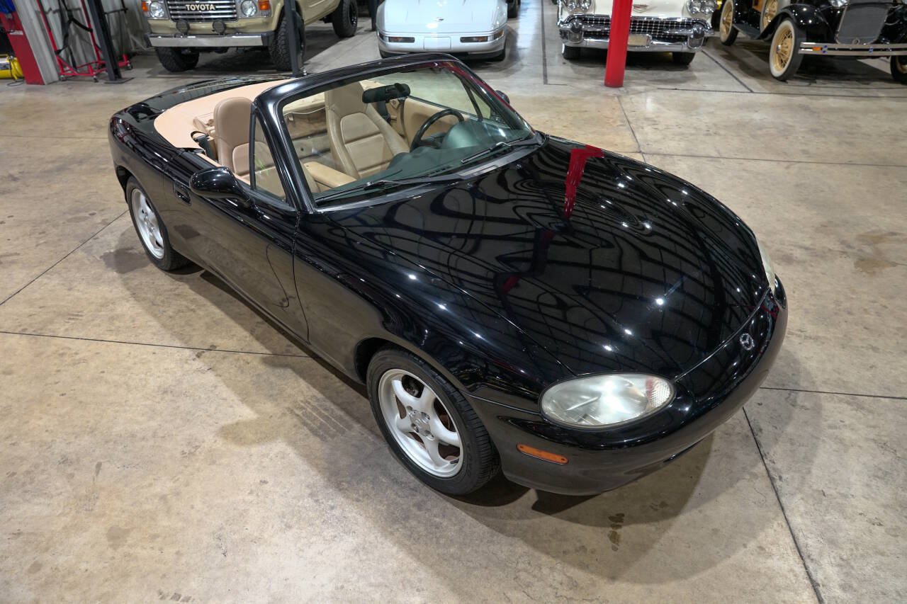 Used 1999 MAZDA MX-5 Miata RWD image 14