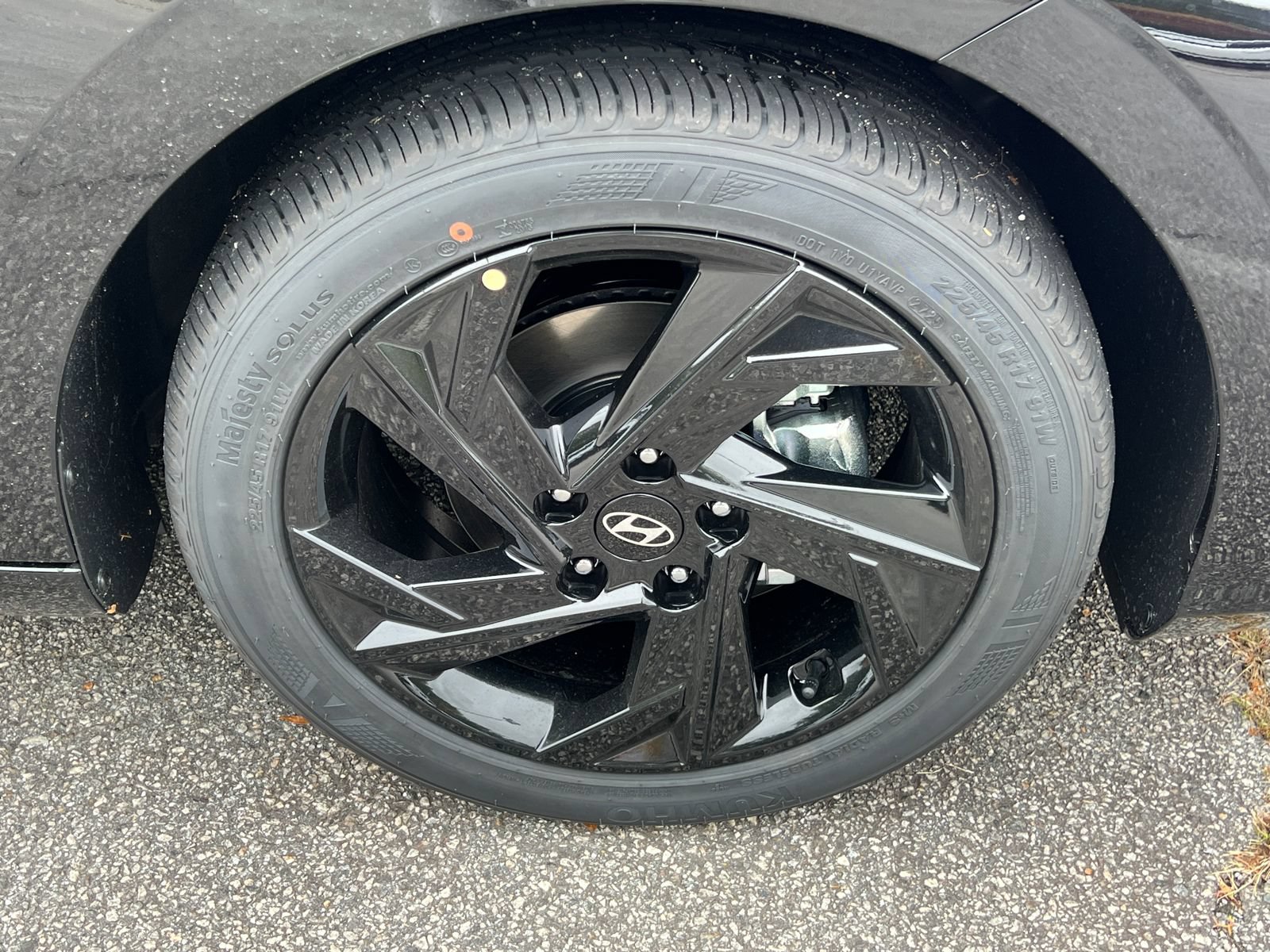 New 2026 Hyundai Elantra Sport FWD image 13