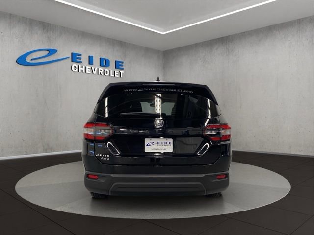 Used 2023 Honda Pilot LX image 5
