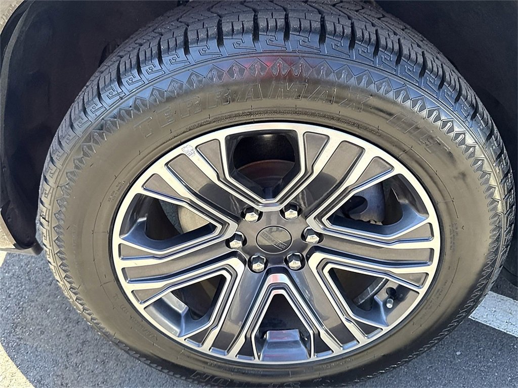 Used 2024 Jeep Wagoneer L Series II image 14