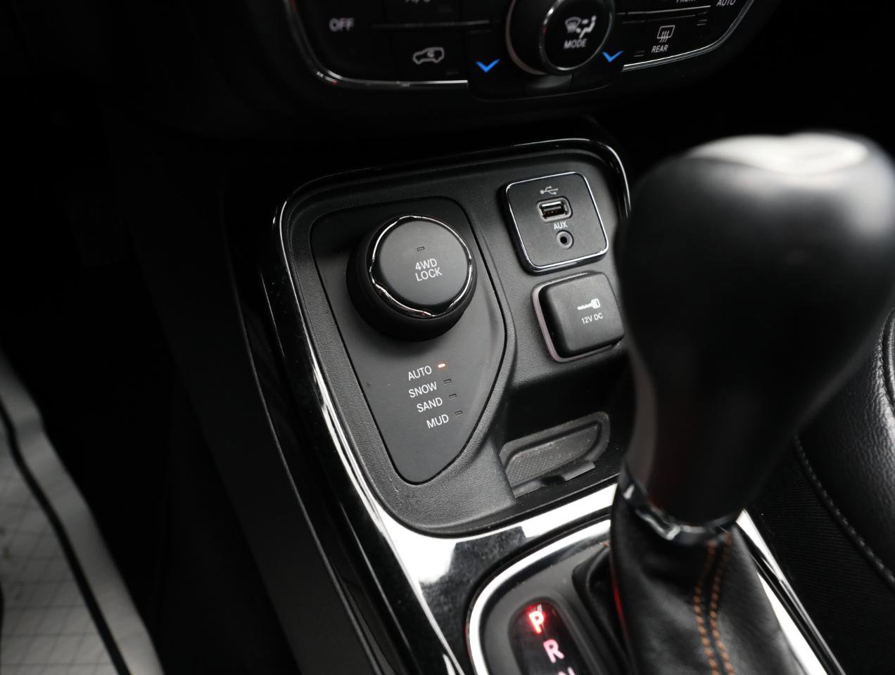 Used 2018 Jeep Compass Limited w/ Navigation Group image 20