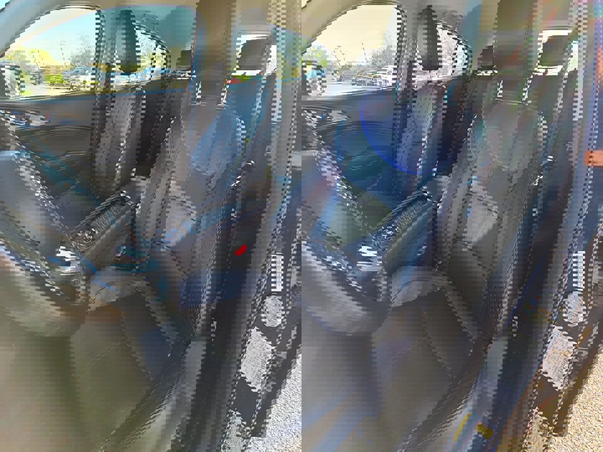 Used 2018 MAZDA MAZDA3 Grand Touring image 11