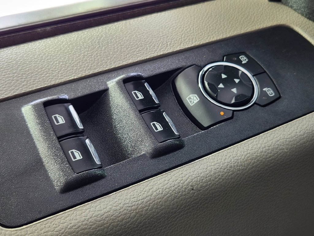 Used 2022 Ford F350 XLT w/ XLT Value Package AWD/4WD image 17