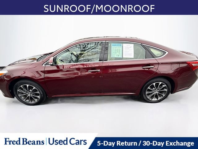 Used 2018 Toyota Avalon XLE Premium w/ All Weather Liner Package image 4