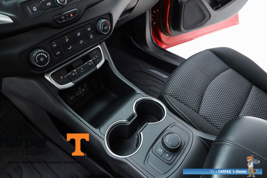 Used 2022 GMC Terrain SLE w/ Elevation Edition image 24