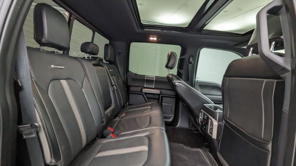 Certified 2019 Ford F450 Platinum w/ Platinum Ultimate Package image 38
