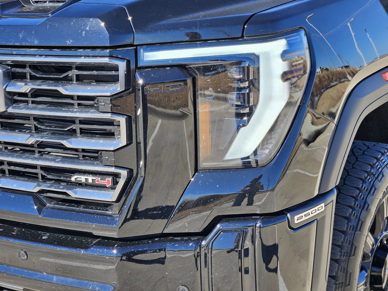 Certified 2025 GMC Sierra 2500 AT4 w/ AT4 Premium Plus Package image 11